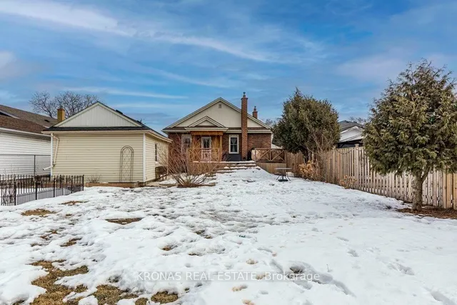 Additional image 38 of 31 Durham Rd