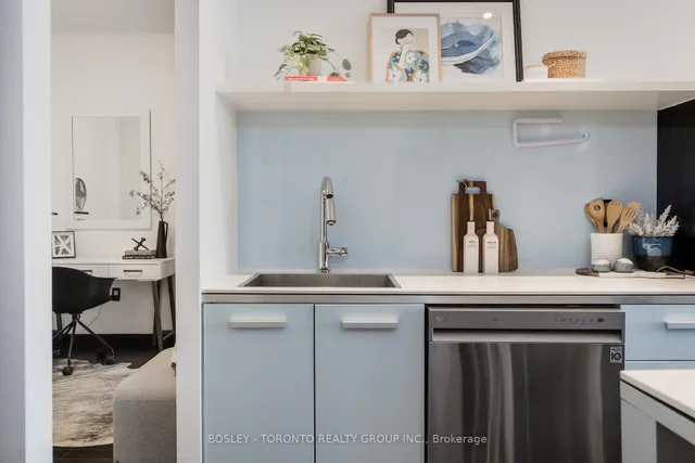 Additional image 15 of 38 Dan Leckie Way Unit 3011