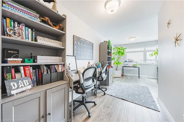 Additional image 18 of 35 Midhurst Hts Unit 26