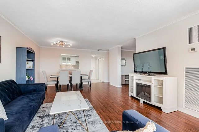 Additional image 15 of 10 Dean Park Rd Unit 1019