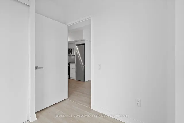 Additional image 16 of 500 Wilson Ave Unit 923