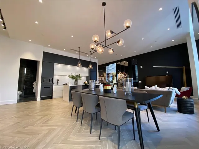 Additional image 16 of 8 Catharine St Unit 1009