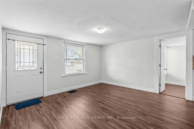 Additional image 3 of 937 Garth St