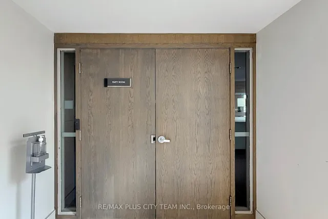 Additional image 16 of 96 St Patrick St Unit 1412