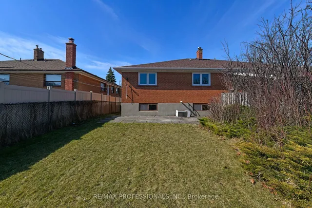 Additional image 38 of 29 Markay St