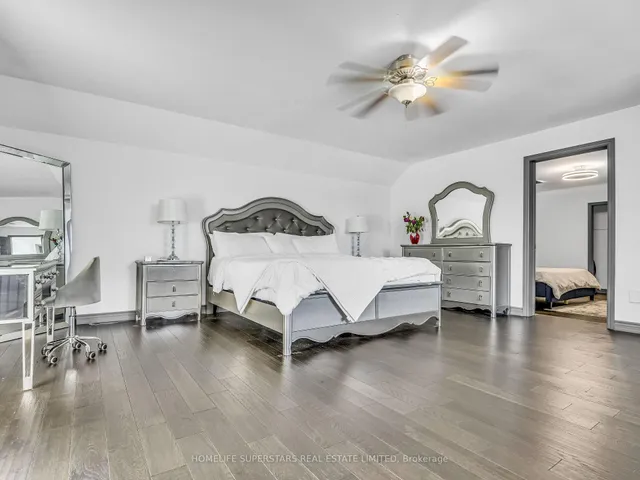 Additional image 32 of 14 Bowman Ave