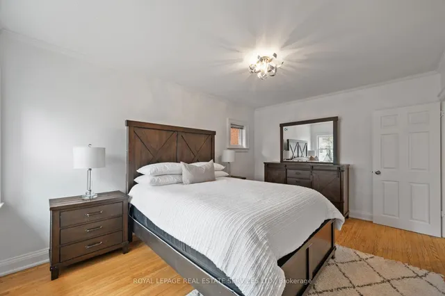 Additional image 15 of 49 Meadowvale Dr