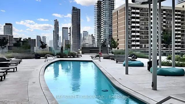 Additional image 6 of 1 Bloor St Unit 1605