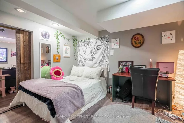 Additional image 37 of 9 Beachgrove Cres