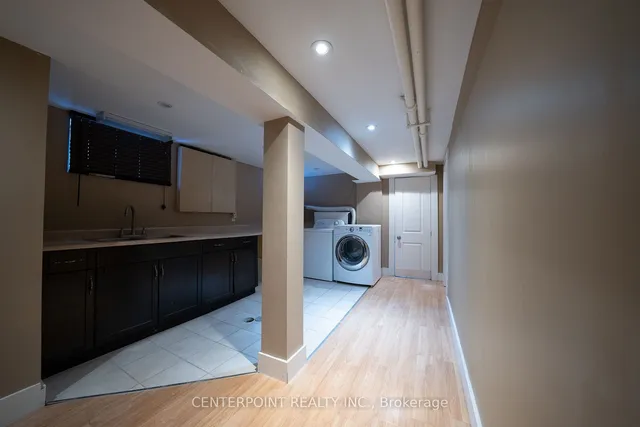 Additional image 25 of 90 Heddington Ave