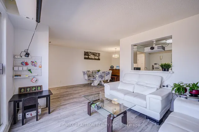 Additional image 9 of 119 Omni Dr Unit 18