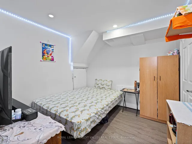 Additional image 47 of 425 Veterans Dr