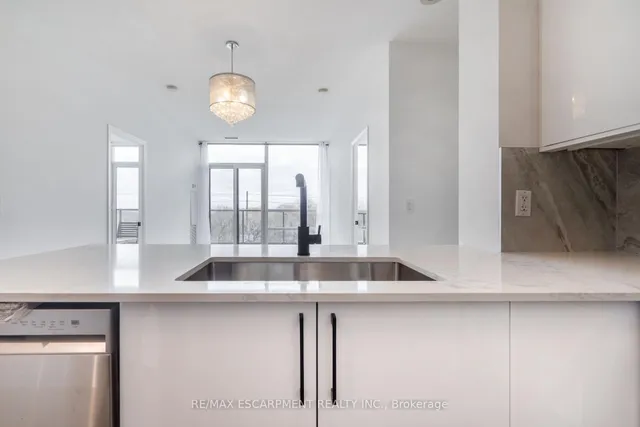 Additional image 2 of 2230 Lake shore Blvd Unit 303