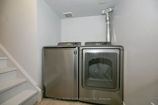 Additional image 44 of 30 Carrie Cres