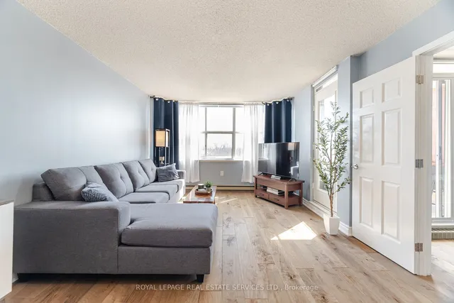 Additional image 17 of 2199 Sixth Line Unit 206