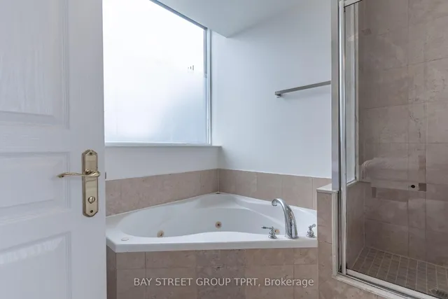 Additional image 27 of 5 Northtown Way Unit 2404