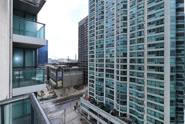 Additional image 27 of 12 Yonge St Unit 1206