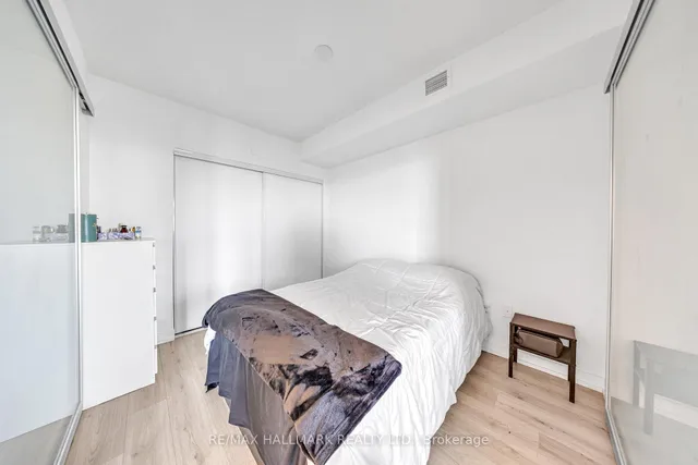 Additional image 11 of 395 Bloor St Unit 2607