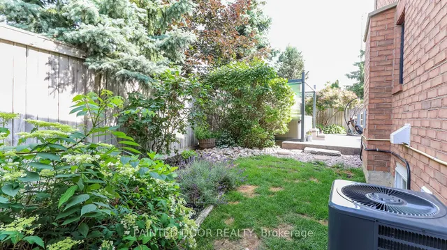 Additional image 24 of 20 Manett Cres