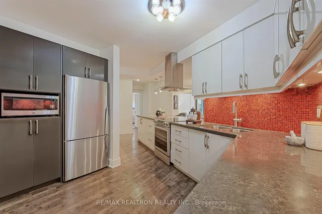 Additional image 15 of 15 Mcmurrich St Unit 204