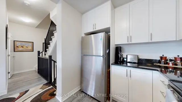 Additional image 18 of 13 Picardy Dr