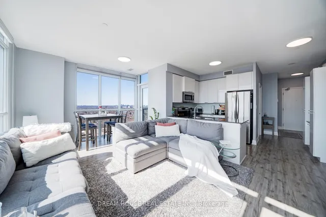 Additional image 16 of 1328 Birchmount Rd Unit PH2