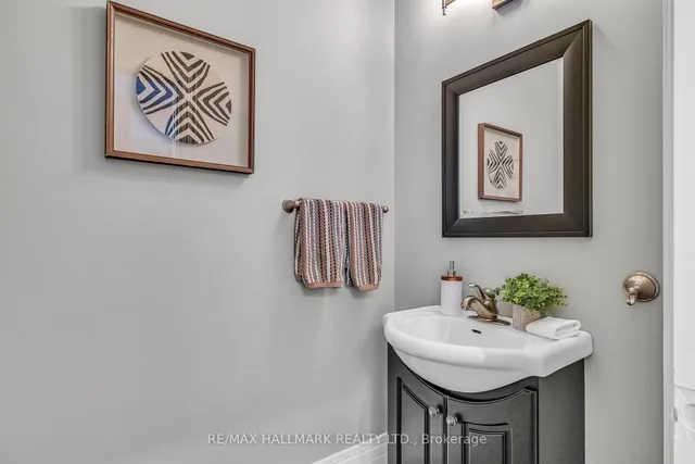 Additional image 9 of 485 Davisville Ave