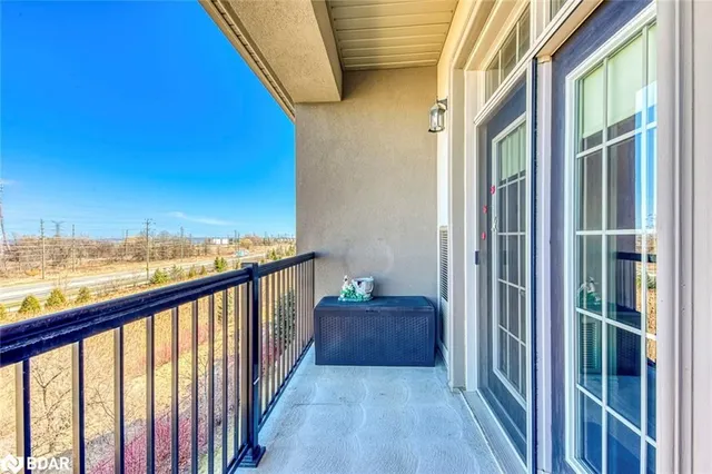 Additional image 15 of 1470 Main St E St