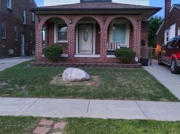 9620 SE Sussex St, Detroit, MI 48227