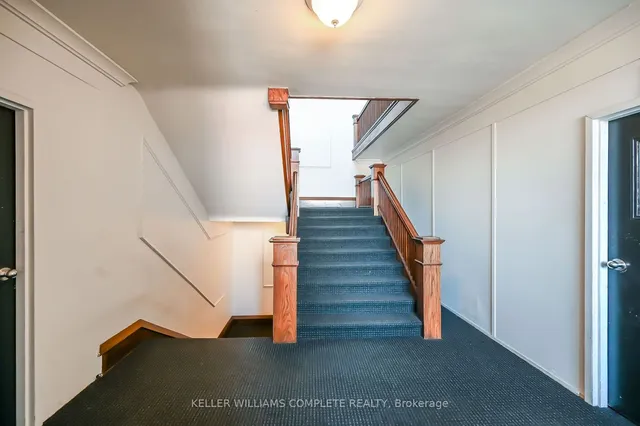 Additional image 25 of 285 King St Unit 8