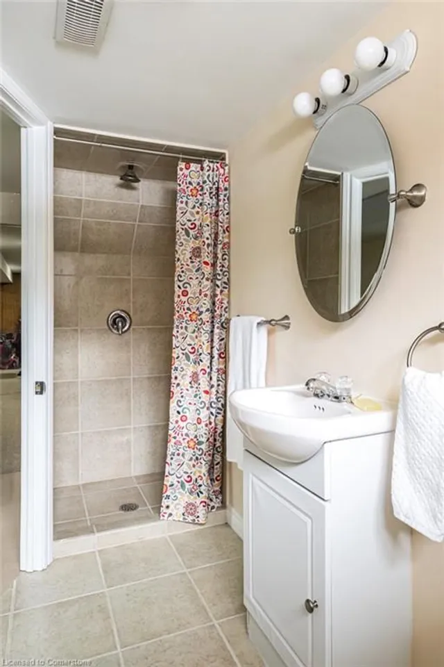 Additional image 43 of 14 Webber St