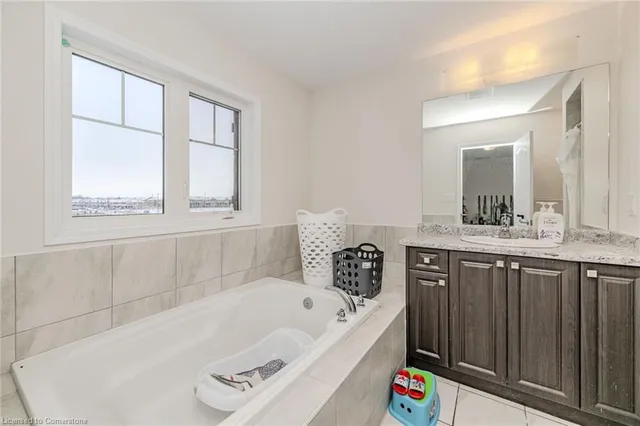 Additional image 13 of 12 Toffee Trail