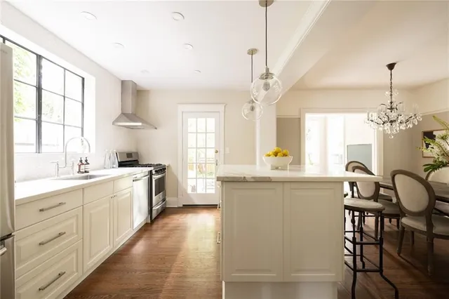 Additional image 18 of 124 Cline Ave