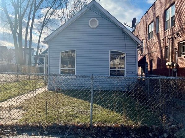 1344 W 65th St, Cleveland, OH 44102