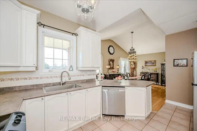 Additional image 11 of 12 Twin Willow Cres