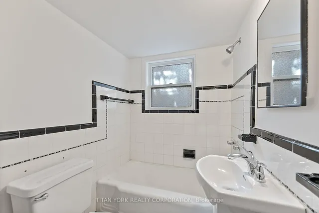 Additional image 18 of 2 Bracebridge Ave