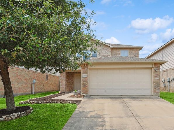 8825 Sun Haven Way, Fort Worth, TX 76244