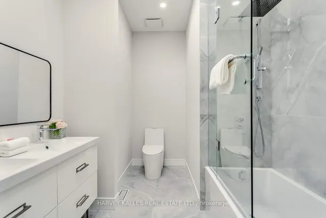 Additional image 37 of 194 Sheldrake Blvd