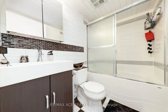 Additional image 25 of 1470 Midland Ave Unit 1410