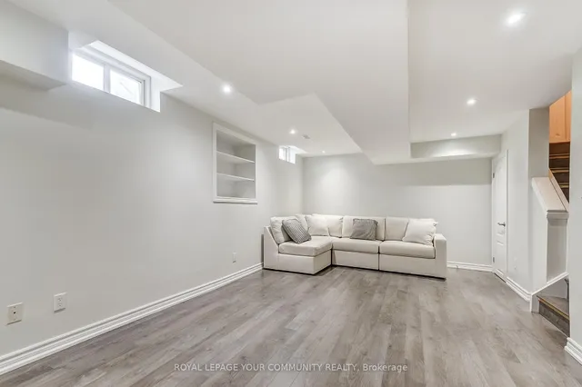 Additional image 40 of 9 Hugo Rd