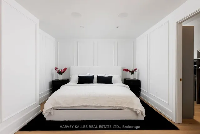 Additional image 44 of 233 MacPherson Ave