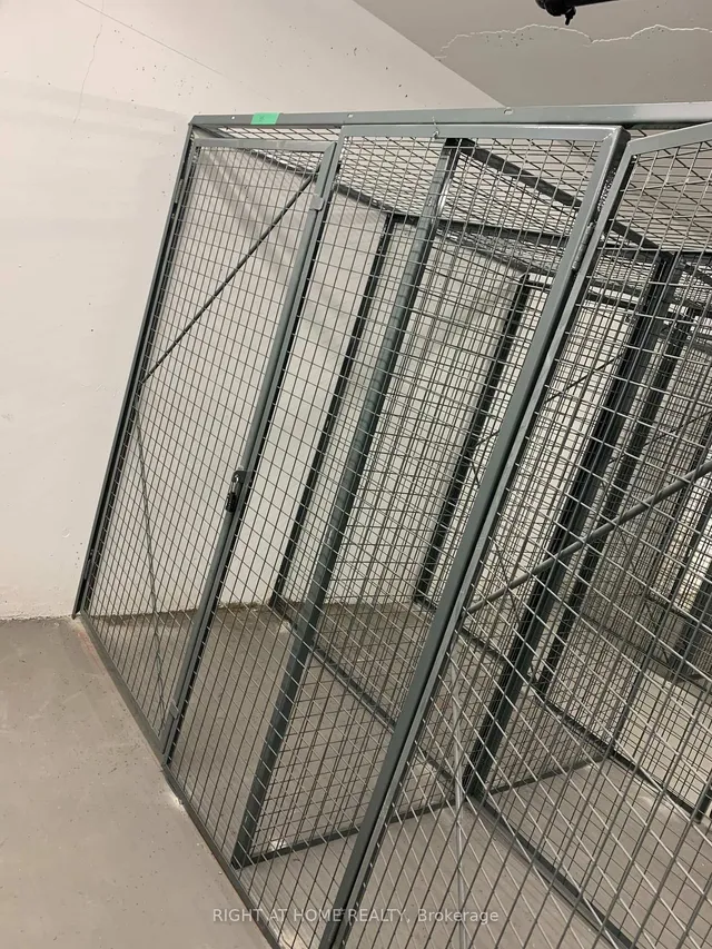 Additional image 23 of 30 Meadowglen Pl Unit 501