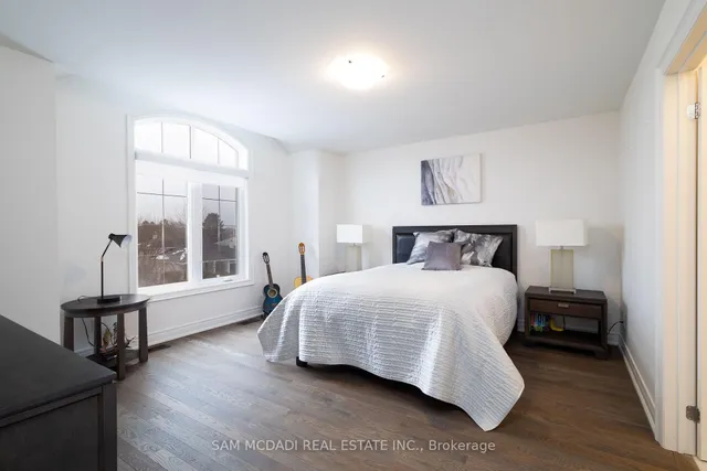 Additional image 32 of 317 La Rose Ave