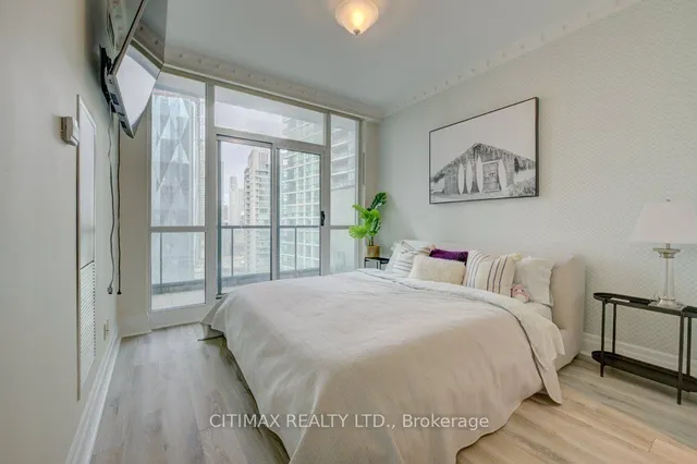 Additional image 20 of 12 Yonge St Unit 2906