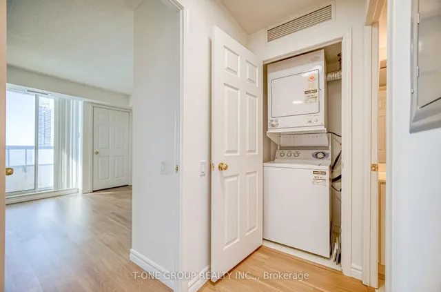 Additional image 16 of 8 Hillcrest Ave Unit 2502