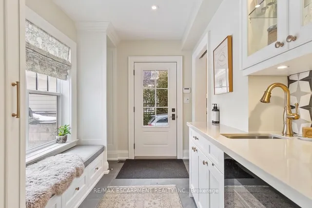 Additional image 10 of 534 Emerald St