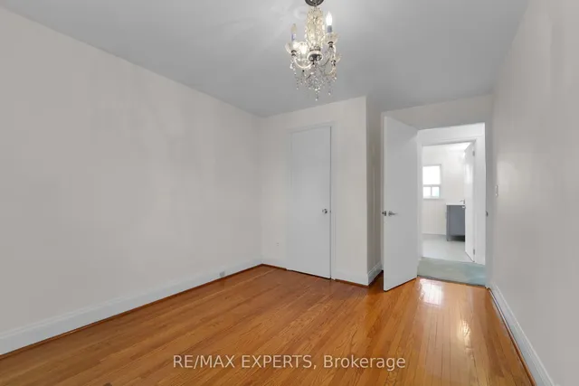 Additional image 30 of 124 Spears St