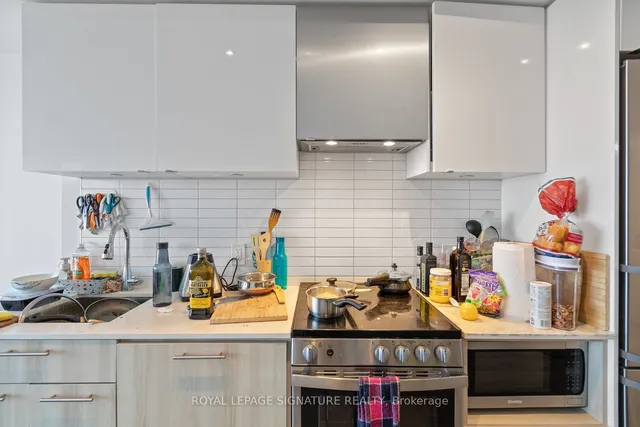 Additional image 8 of 251 Jarvis St Unit 3314