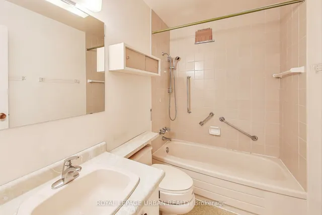 Additional image 19 of 166 Sherwood Ave Unit 7