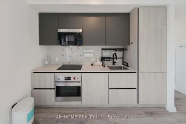 Additional image 12 of 108 Peter St Unit 817